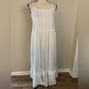 Label of Love white islet lace maxi dress SZ XL.